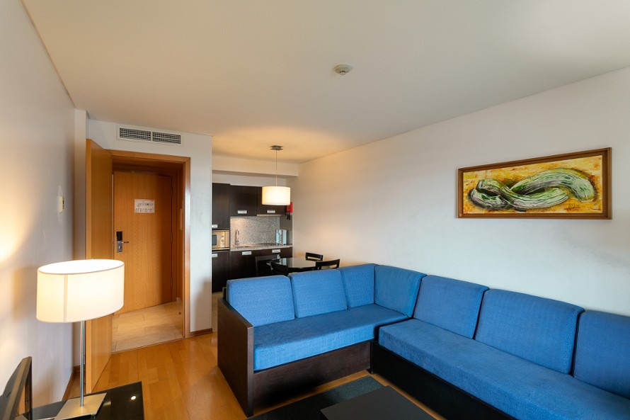 One Bedroom Apartment