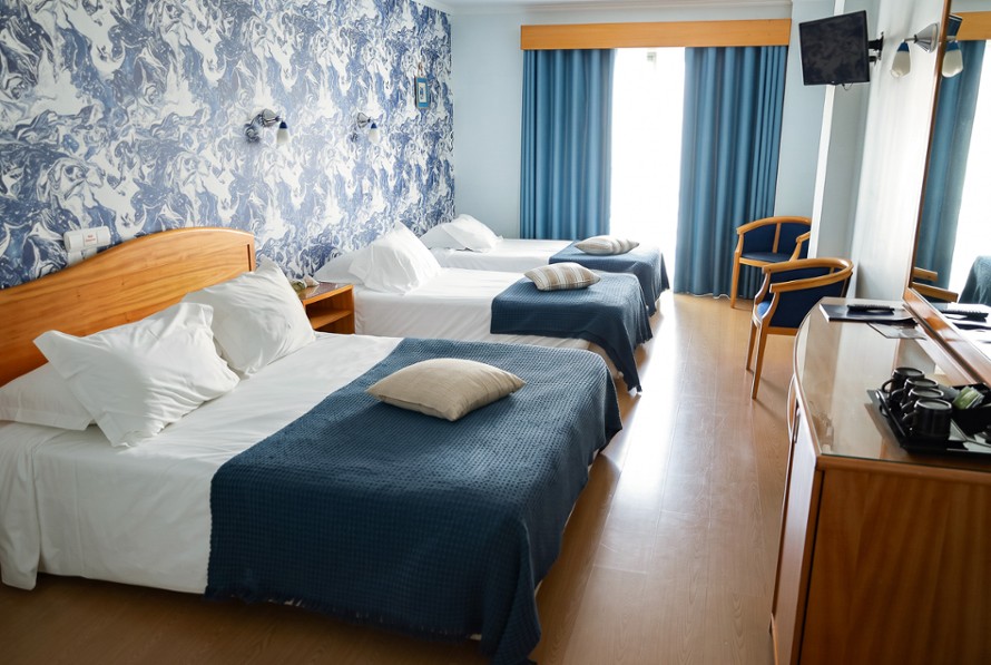 Family Partial View Room